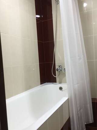 Гостиница ДерябинЪ Ижевск Семейный номер-6