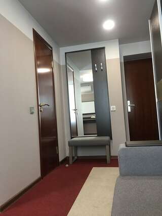 Гостиница ДерябинЪ Ижевск Семейный номер-7